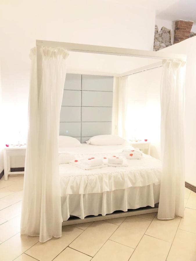 Suite In Love 21 By Zoom In Earth Casale Marittimo Exterior foto